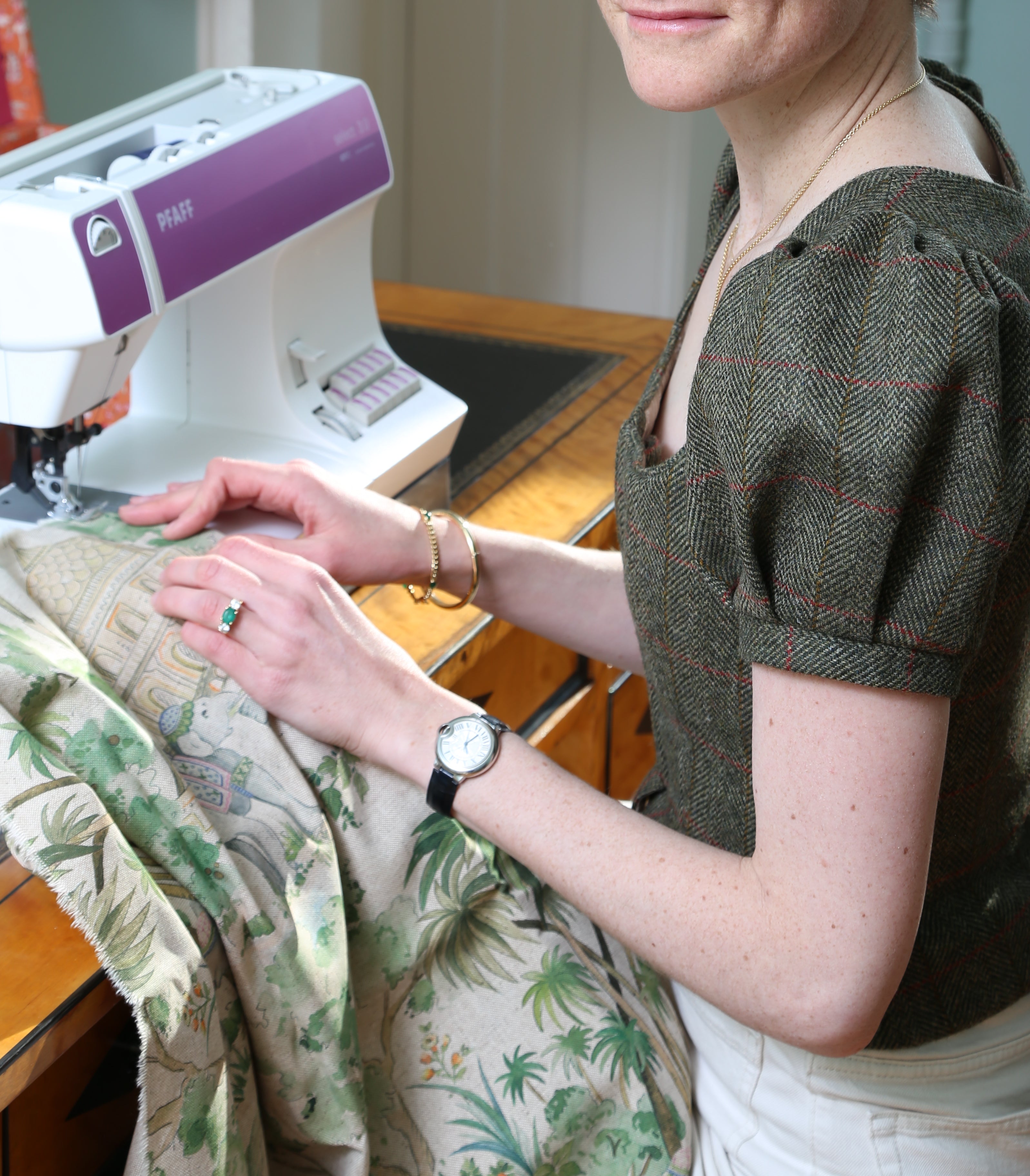 Tweed Dirndl Top Puffärmel Tracht Englischer Countryside Style